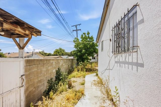 249 N 10th, Upland, CA 91786