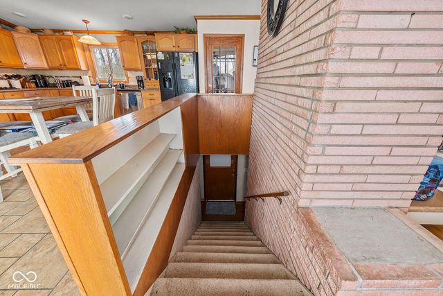 606 Debra Lane, Indianapolis, IN 46217