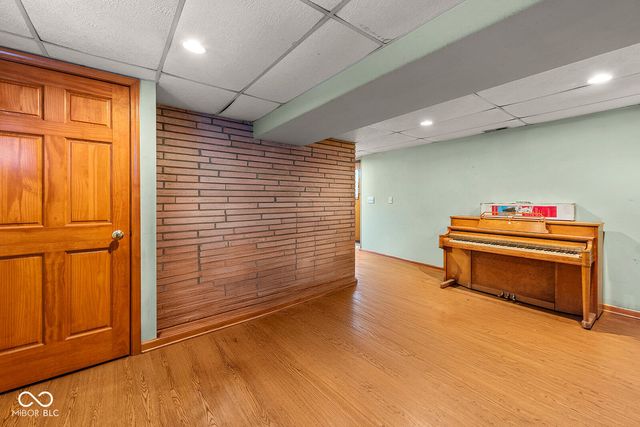 606 Debra Lane, Indianapolis, IN 46217