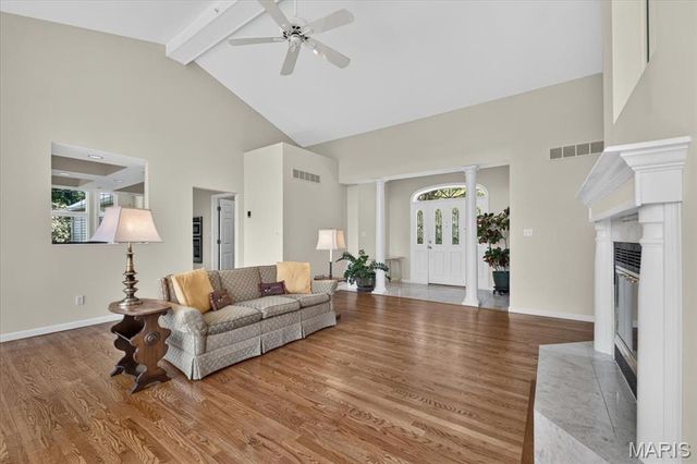 277 Larimore Valley Drive, Wildwood, MO 63005