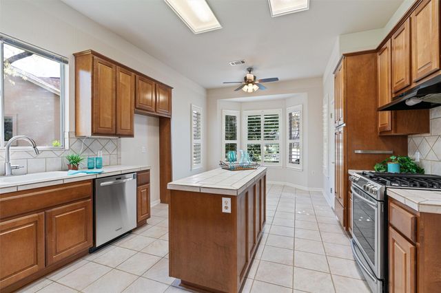 151 Stetson TRL, Georgetown, TX 78633