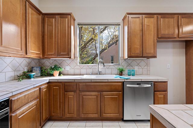 151 Stetson TRL, Georgetown, TX 78633