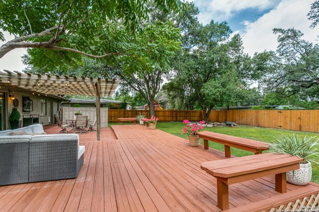 423 NORTHRIDGE DR, San Antonio, TX 78209
