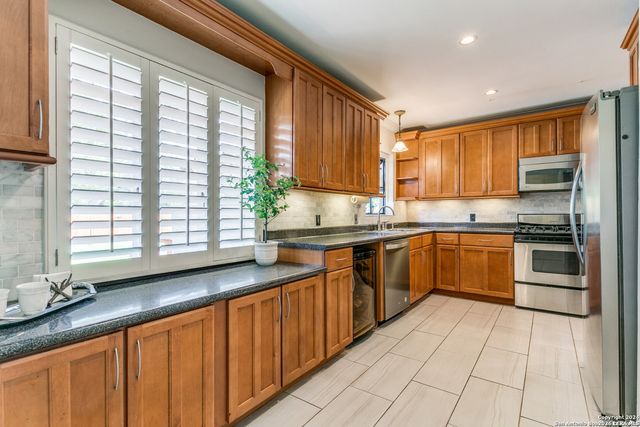 423 NORTHRIDGE DR, San Antonio, TX 78209