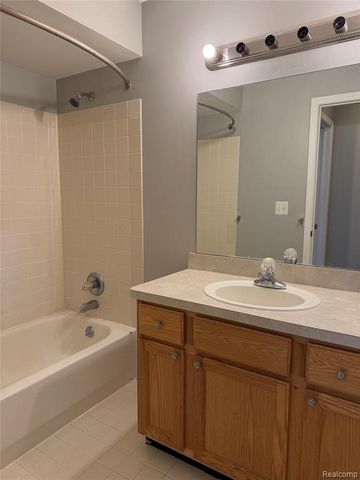 56567 Scotland Boulevard, Utica, MI 48316