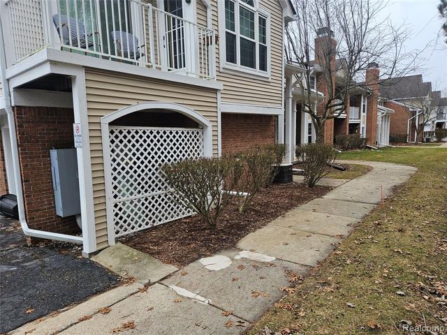 56567 Scotland Boulevard, Utica, MI 48316