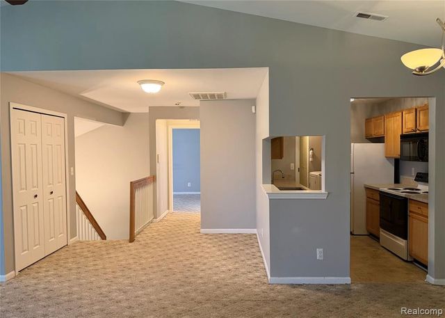 56567 Scotland Boulevard, Utica, MI 48316