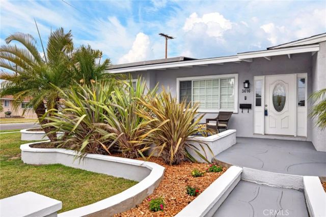 3616 N Bellflower Boulevard, Long Beach, CA 90808