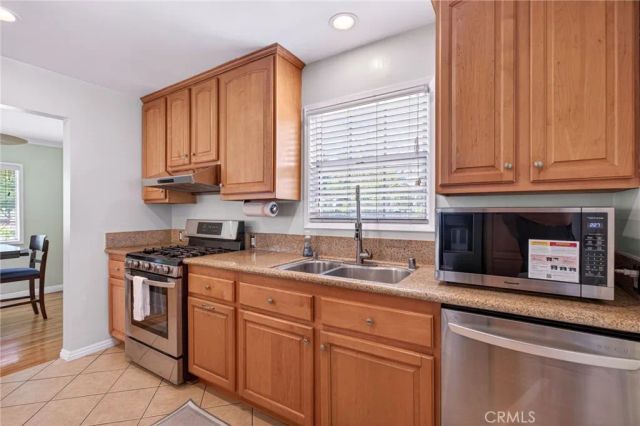 3616 N Bellflower Boulevard, Long Beach, CA 90808