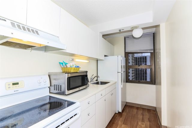 201 Ohua Avenue 1913-I, Honolulu, HI 96815