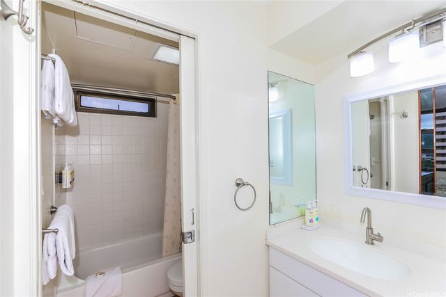 201 Ohua Avenue 1913-I, Honolulu, HI 96815