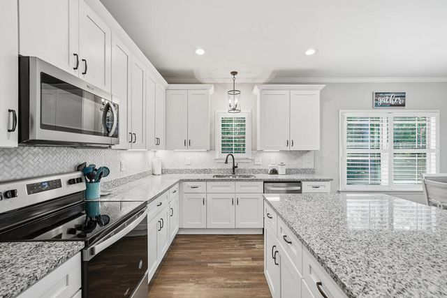 147 Sunset Cove, Ellijay, GA 30540