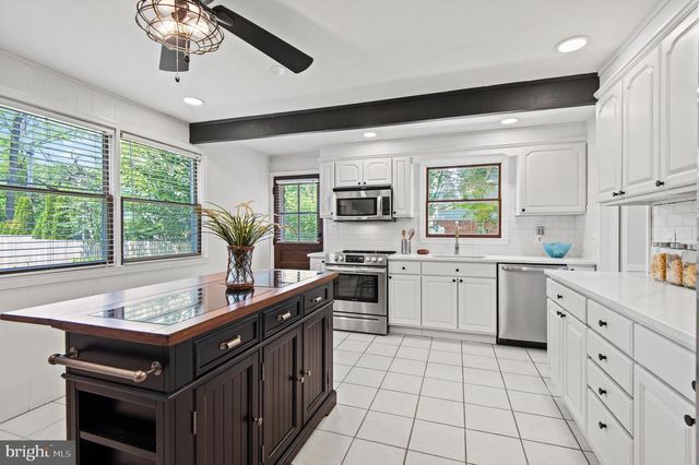 264 E PADONIA RD, Lutherville Timonium, MD 21093