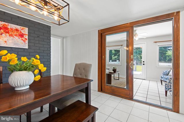 264 E PADONIA RD, Lutherville Timonium, MD 21093