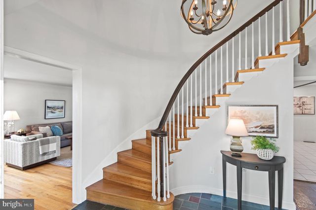 264 E PADONIA RD, Lutherville Timonium, MD 21093