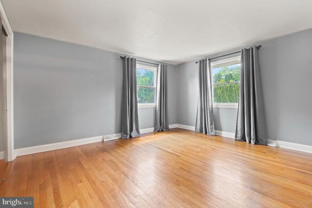 264 E PADONIA RD, Lutherville Timonium, MD 21093