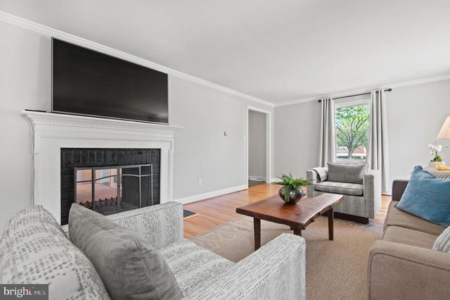 264 E PADONIA RD, Lutherville Timonium, MD 21093