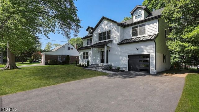 941 Beverly Dr, Westfield Town, NJ 07090