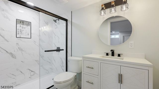 941 Beverly Dr, Westfield Town, NJ 07090