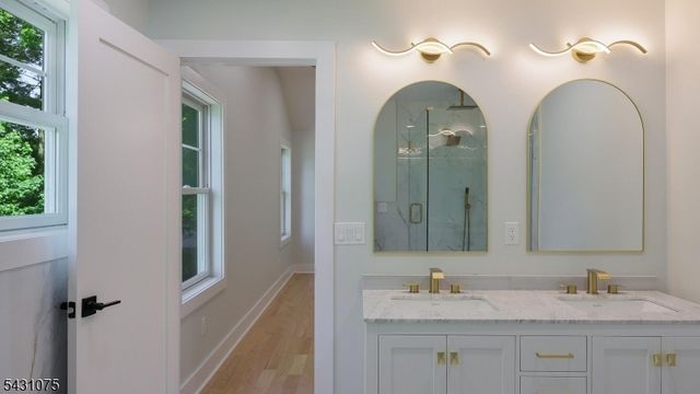 941 Beverly Dr, Westfield Town, NJ 07090