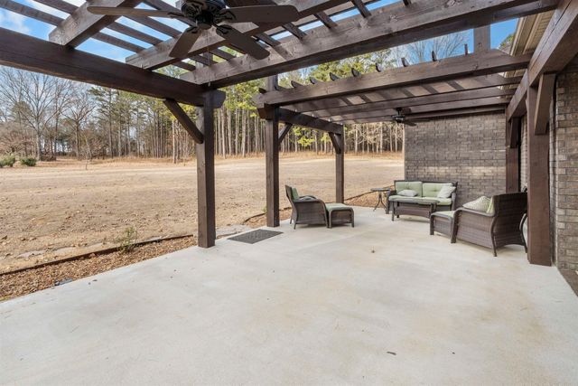338 Sallie Lane, Melbourne, AR 72556