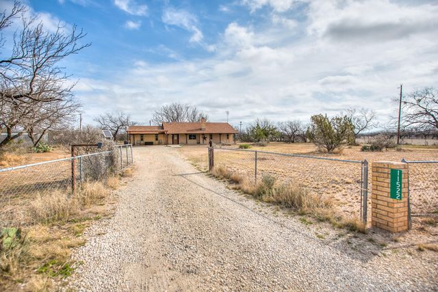 11522 Lagoon Lane, San Angelo, TX 76904