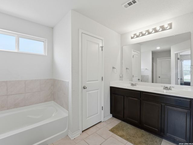 9615 Moon Shine, San Antonio, TX 78254