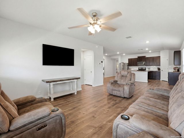 9615 Moon Shine, San Antonio, TX 78254