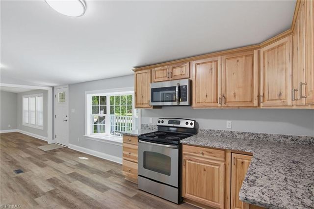1059 Whitts Road, Madison, NC 27025