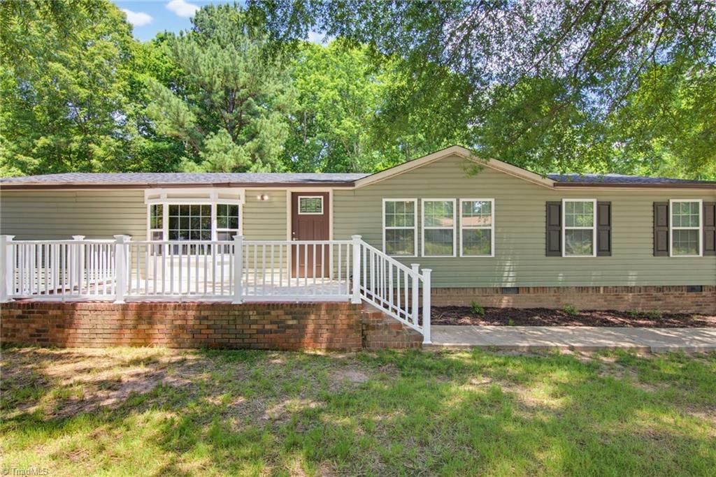 1059 Whitts Road, Madison, NC 27025