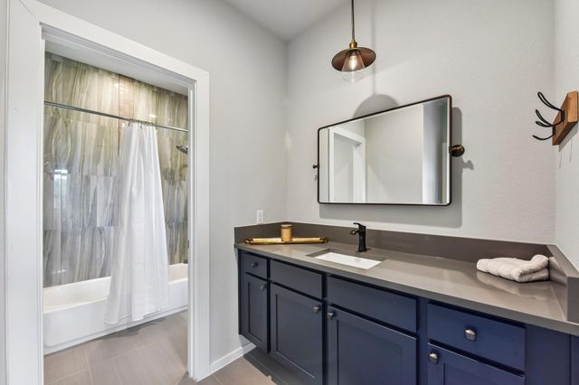 2203 Improver RD, Spicewood, TX 78669