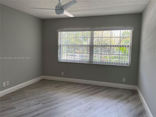 805 Cypress Blvd 205, Pompano Beach, FL 33069