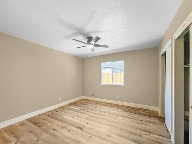126 Kelly Court, Clovis, CA 93611