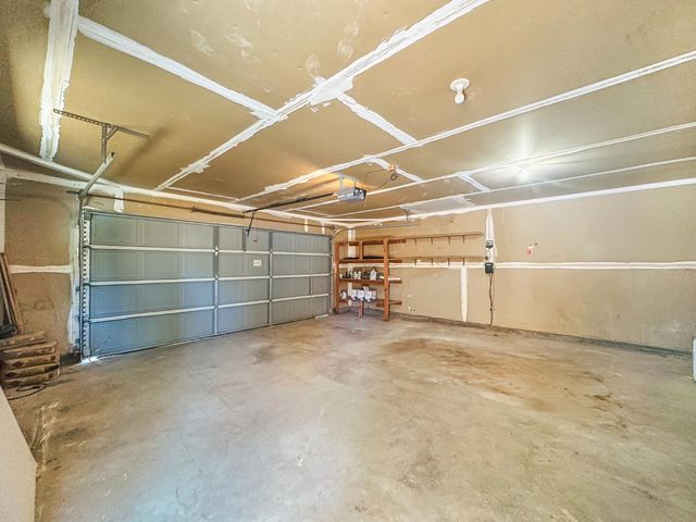 126 Kelly Court, Clovis, CA 93611
