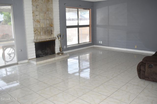 37929 Rudall Avenue, Palmdale, CA 93550
