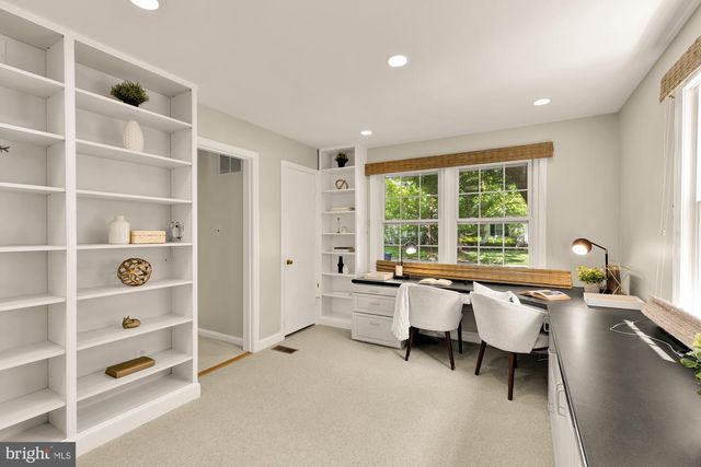7822 MOORLAND LN, Bethesda, MD 20814