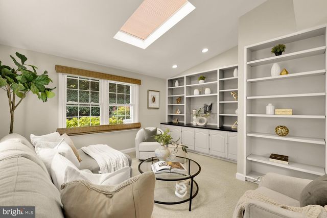 7822 MOORLAND LN, Bethesda, MD 20814