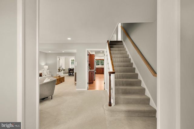7822 MOORLAND LN, Bethesda, MD 20814