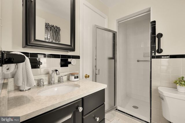 7822 MOORLAND LN, Bethesda, MD 20814