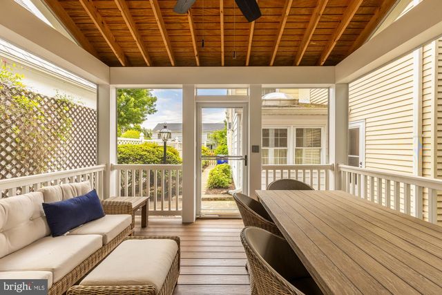 7822 MOORLAND LN, Bethesda, MD 20814