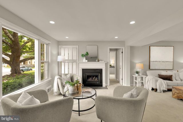 7822 MOORLAND LN, Bethesda, MD 20814