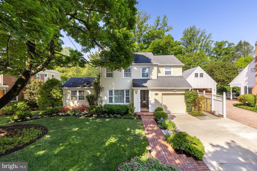 7822 MOORLAND LN, Bethesda, MD 20814