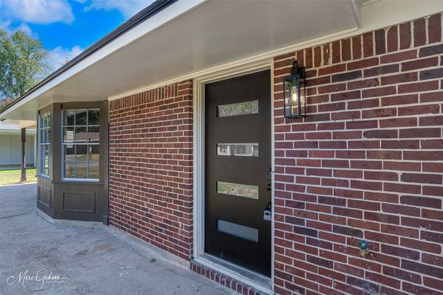 5625 Cross Timbers Drive, Shreveport, LA 71129