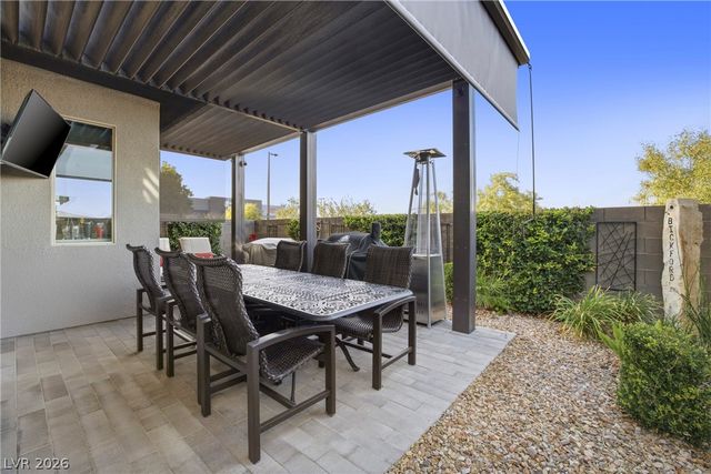 3200 Lumassina Way, Henderson, NV 89044