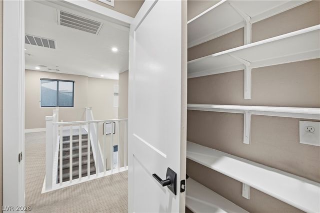 3200 Lumassina Way, Henderson, NV 89044