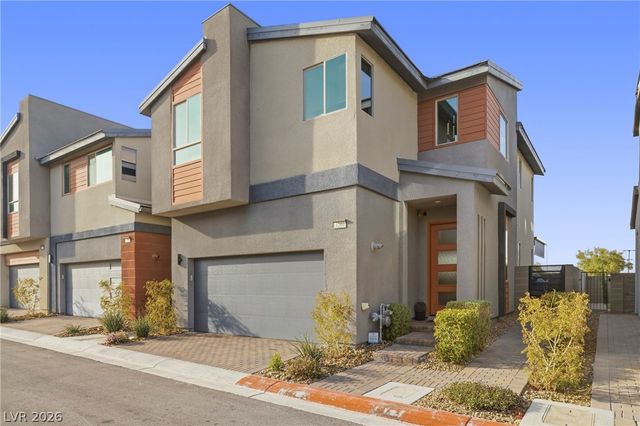 3200 Lumassina Way, Henderson, NV 89044