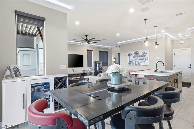 3200 Lumassina Way, Henderson, NV 89044