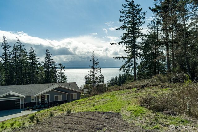 1623 Polnell Road, Oak Harbor, WA 98277