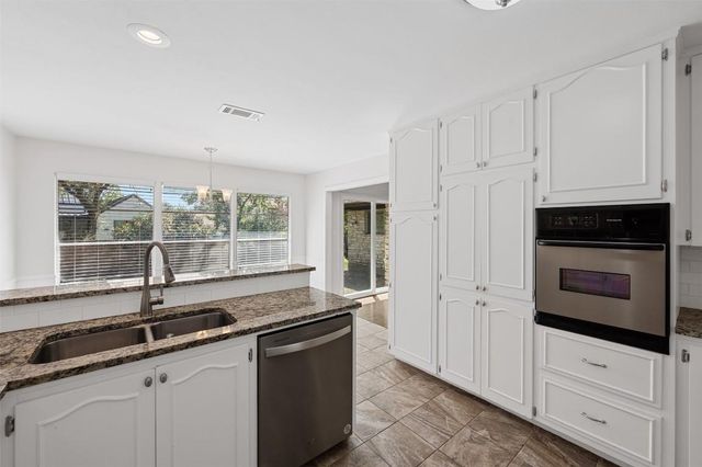 7007 Edgefield DR, Austin, TX 78731