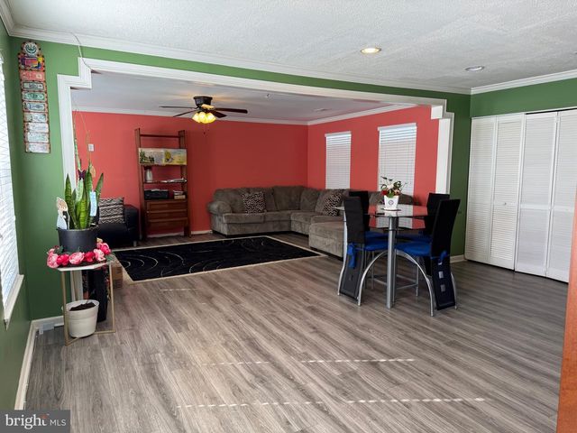 14314 LINDENDALE RD, Woodbridge, VA 22193